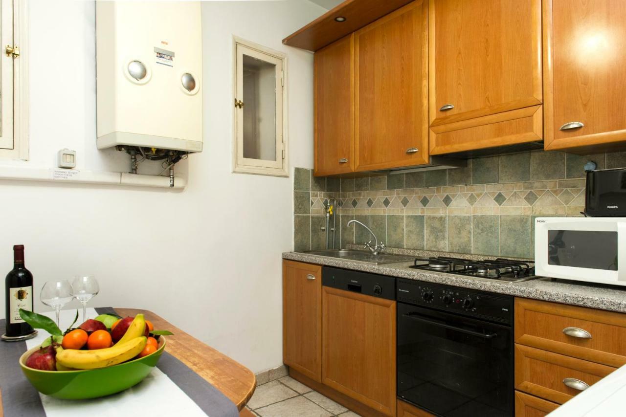 Gregoriana House - Appartamento Con Vista Su Roma Kültér fotó